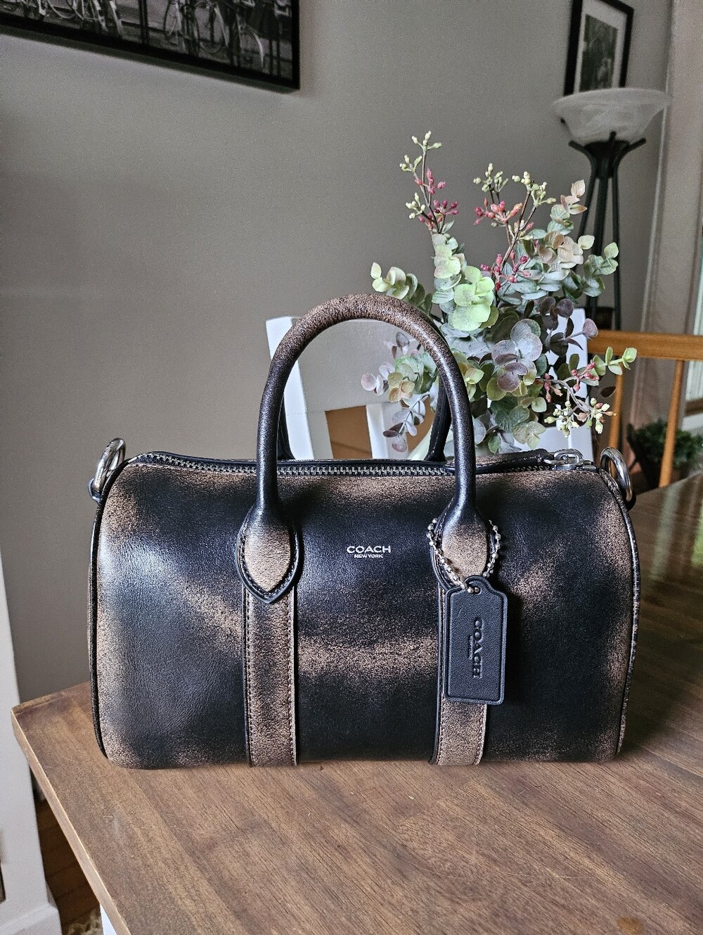 Coach Loved Leather Compass 25